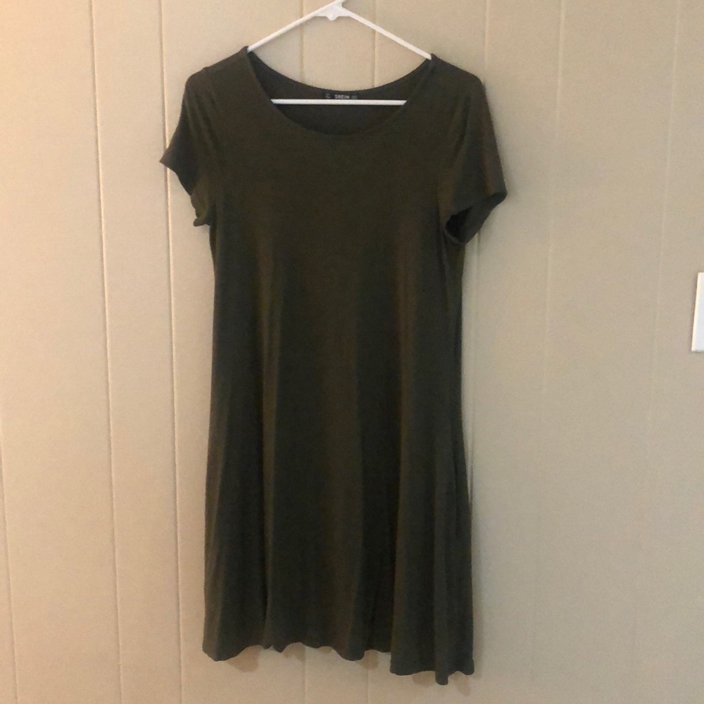 Green T-Shirt Dress With Pockets
